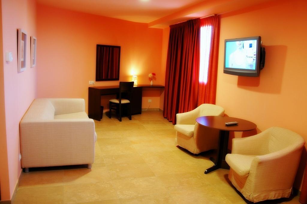 לה בורחס בלאנקס Hotel Salat Resort חדר תמונה